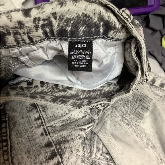 Men’s jeans - Picture 10 of 11